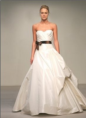 Us wedding dresses designers